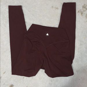 Balance athletica maroon leggings M